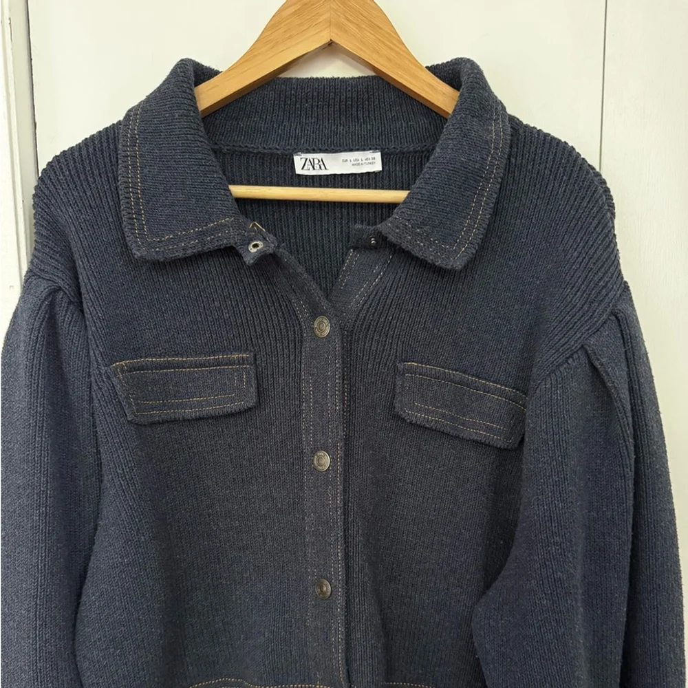 Zara Heavy Knit Cropped Jacket | Quiet Luxury Navy - Picture 3 of 11